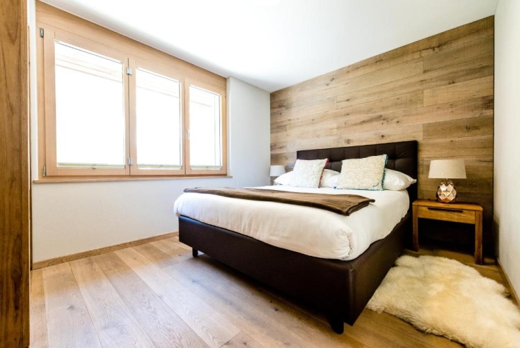 3 Bedrooms Apartment