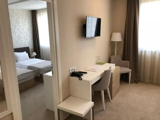 Deluxe Double room with view