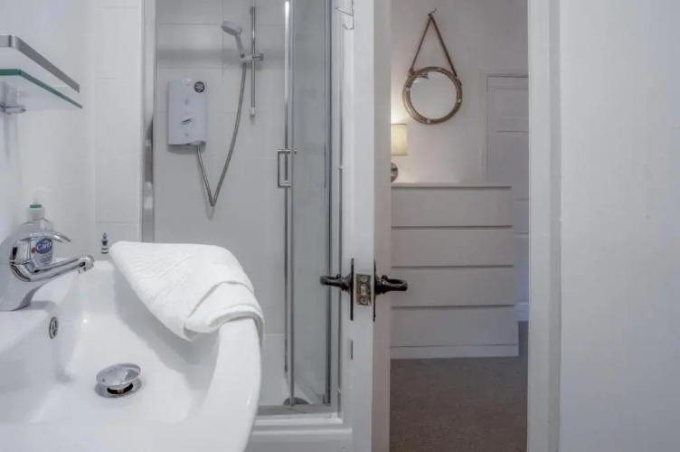 Caleb's Cottage - 4 Bedroom Cottage - Solva