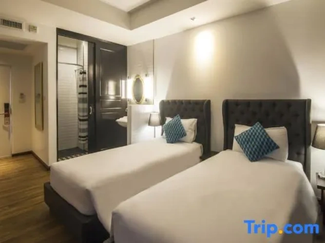 Premier Twin room