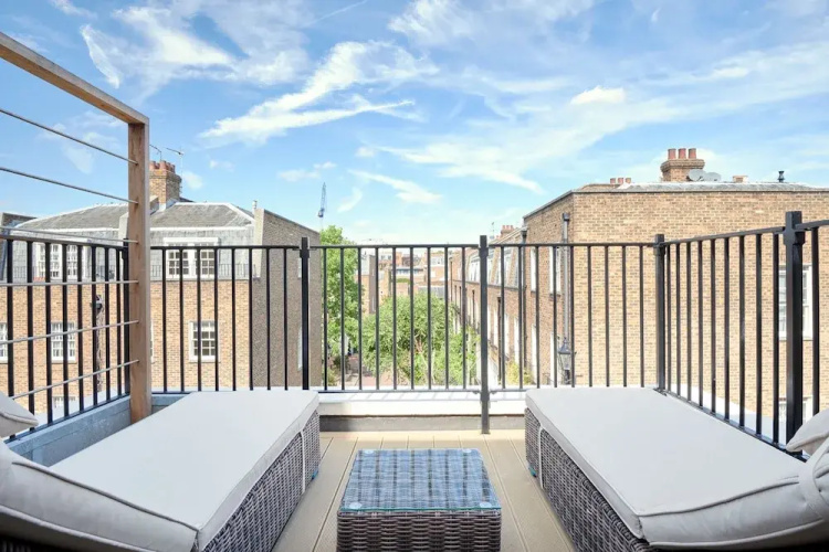 Sonder — Sloane Square