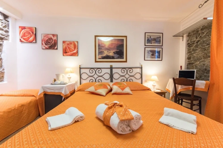 Comfort Triple room