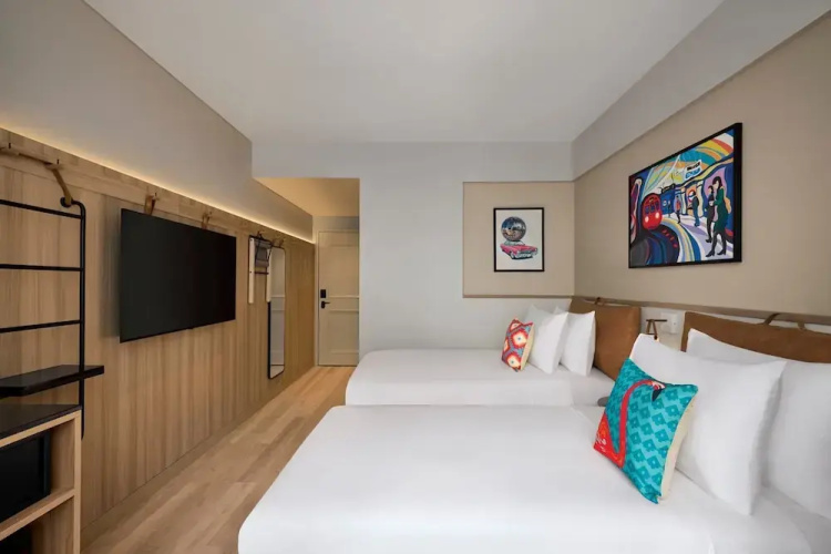 Moxy Mumbai Andheri West