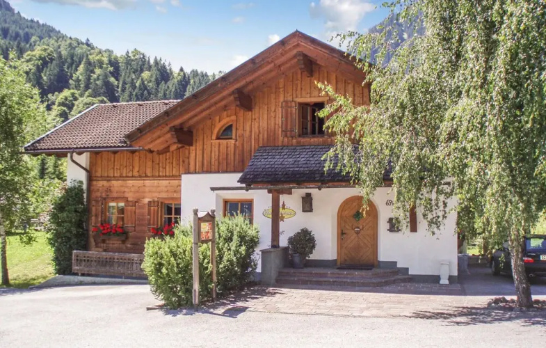 Haus Holzworm