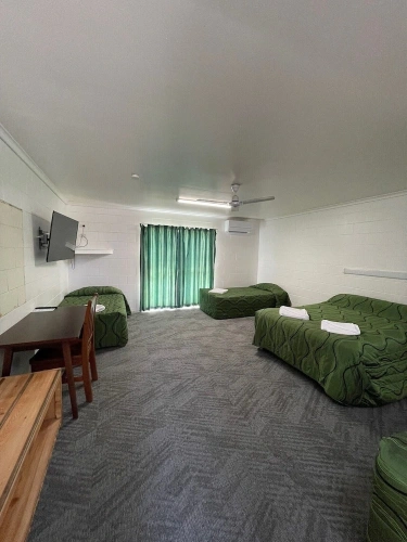Deluxe Family room