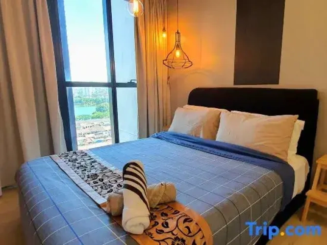 1 Bedroom Suite with lake view