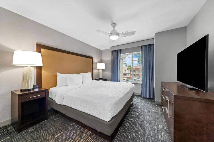 2 Bedrooms Quadruple Suite