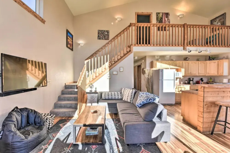 Nathrop Getaway w/ Collegiate Peak Views!