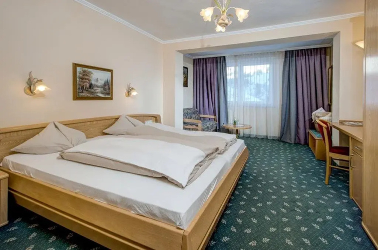Hotel Montana