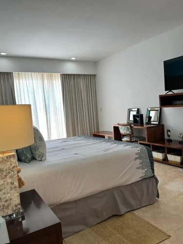Apt w 2BR Ocean View Jacuzzi in Sotogrande