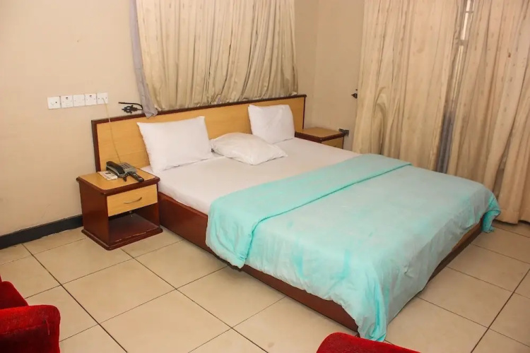 Martinos Hotel