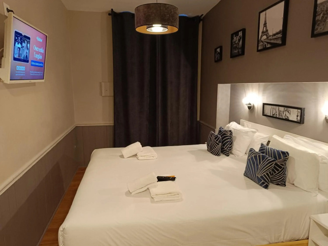 Hotel Apollo Opera