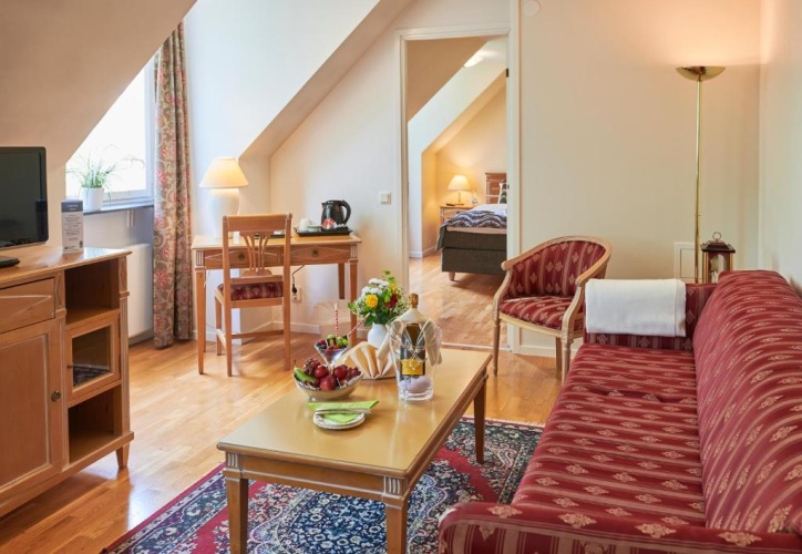 2 Bedrooms Suite