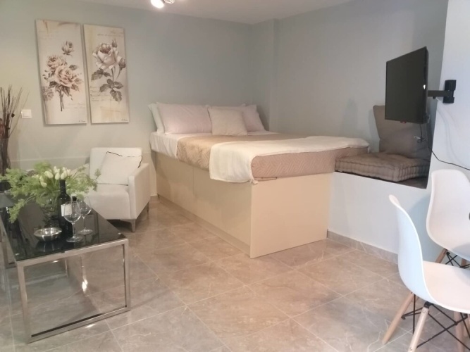 1 Bedroom Studio