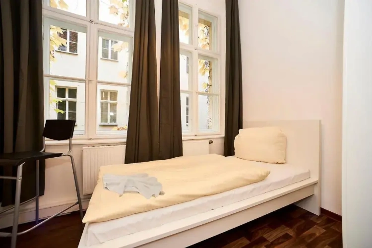 Standard Single room