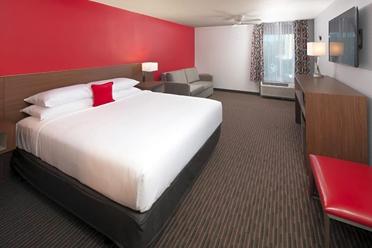 Double room with pool view