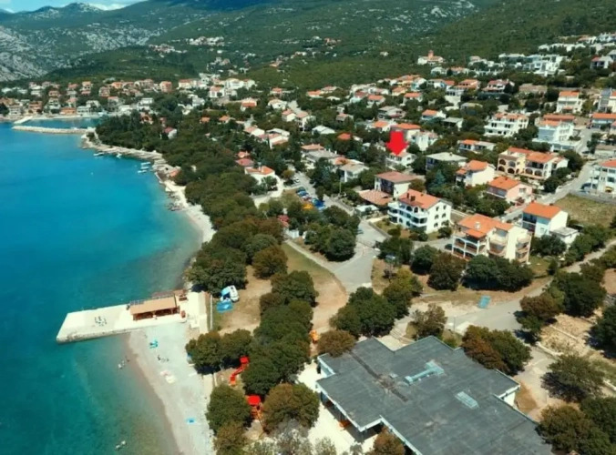 1 Bedroom Apartment with balcony and with sea view