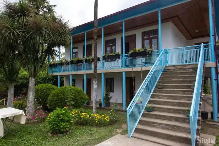 Tibash House