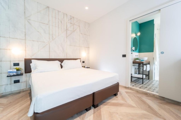 Deluxe Quadruple room