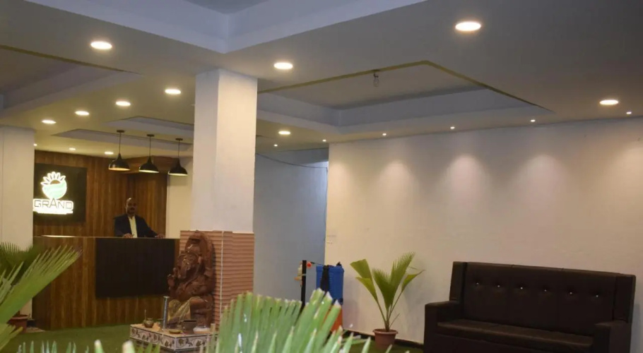 Goroomgo Grand Resort Puri