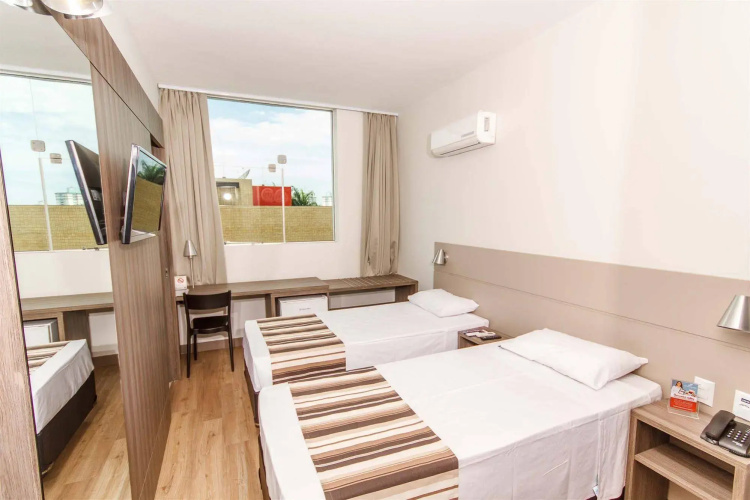 Hotel Valerim Itajaí
