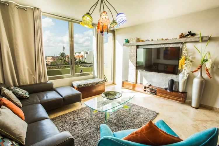2 Bedrooms Apartment