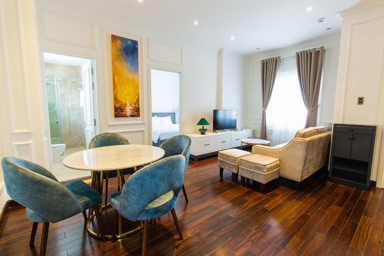 Luxury Suite
