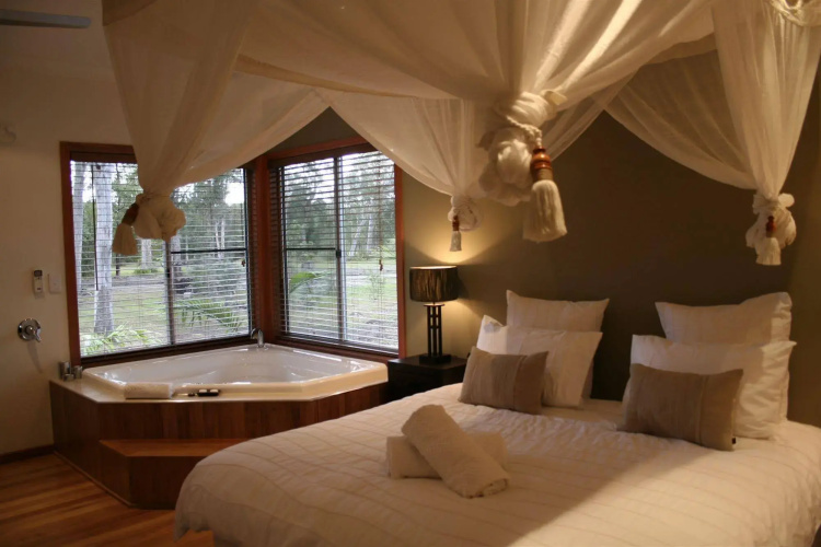 Lake Weyba Cottages