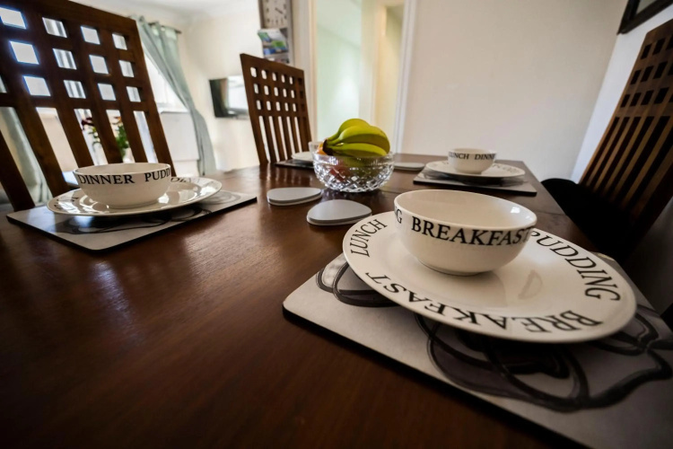 Bright and central 2 bedroom flat in Gibraltar