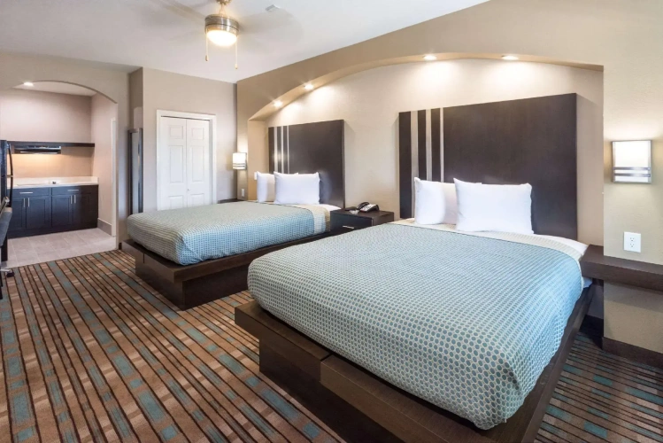 Quadruple Suite