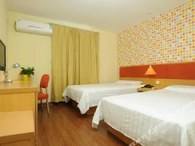 Standard Twin Family room