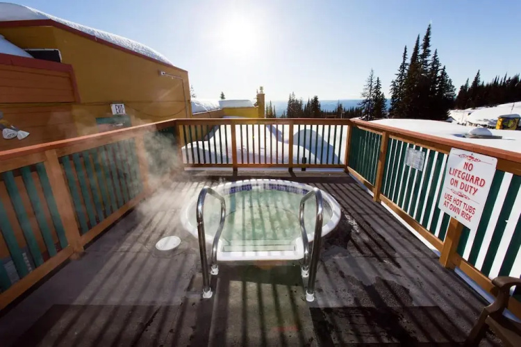 Vance Creek Hotel & Conference Centre