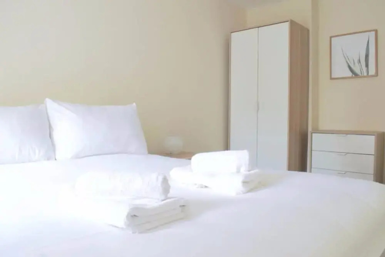 1 Bedroom Flat In Old Town