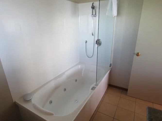 2 Bedrooms Apartment with balcony and with view