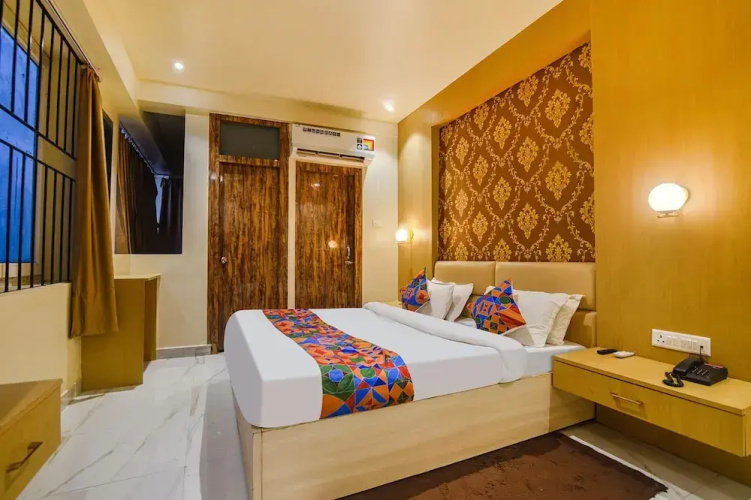 FabHotel Icon
