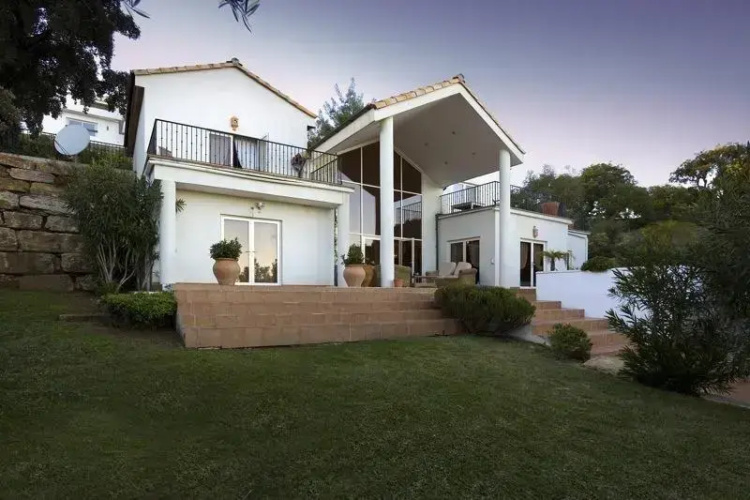 Villa La Mairena