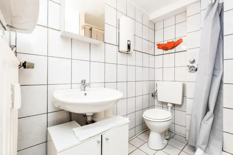 Low Budget Apartment Cologne