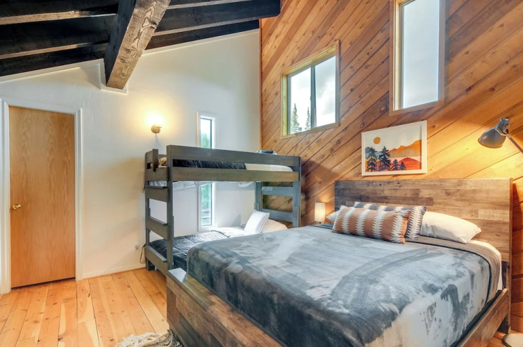Brian Head Vacation Rental: Walk to Giant Steps!