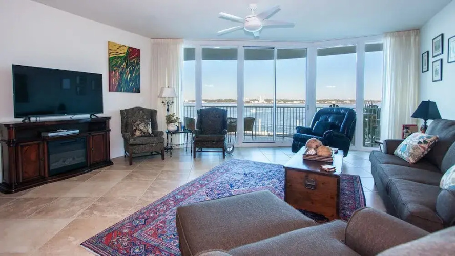 Three Bedroom With Balcony Bay View - Unit Crd0206