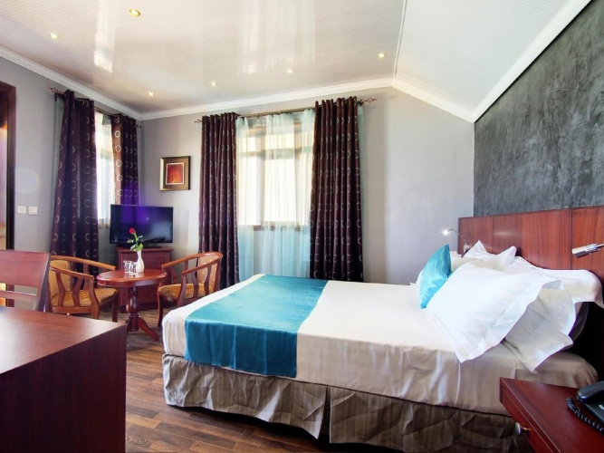Standard Double room with view