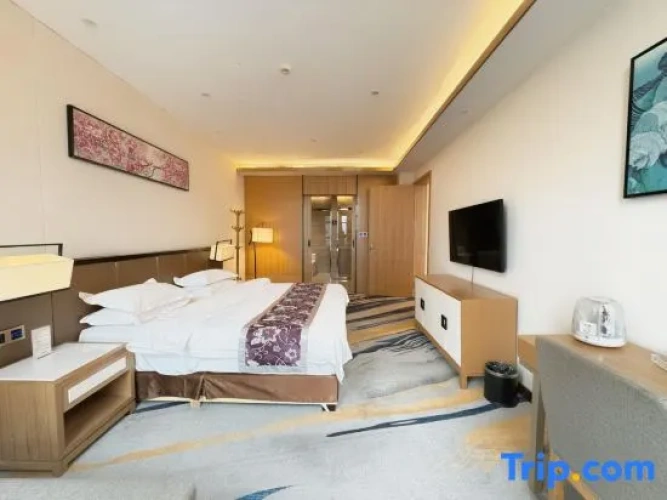 1 Bedroom Deluxe Suite