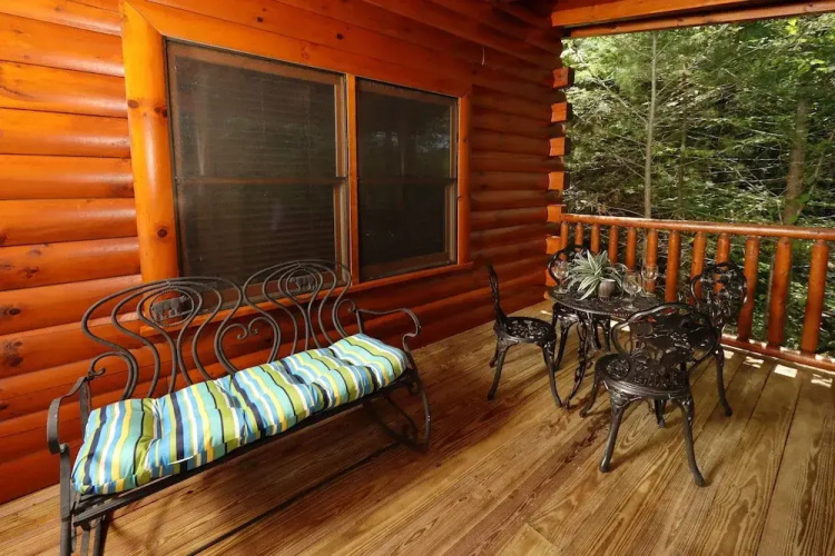 Around the Mountain - One Bedroom Cabin
