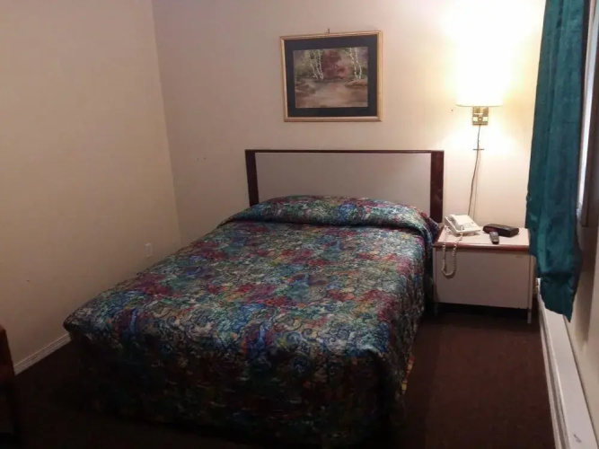 Rosemount Motel