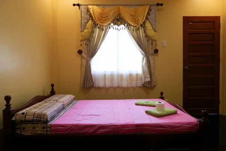 Luzmin BH - Pink House