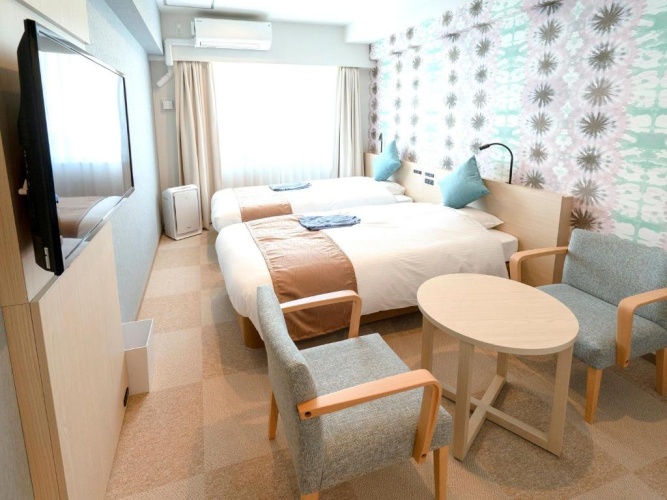 Standard Twin room