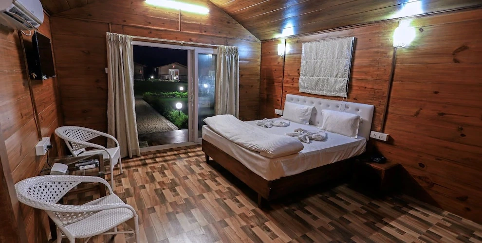 Deluxe Cottage