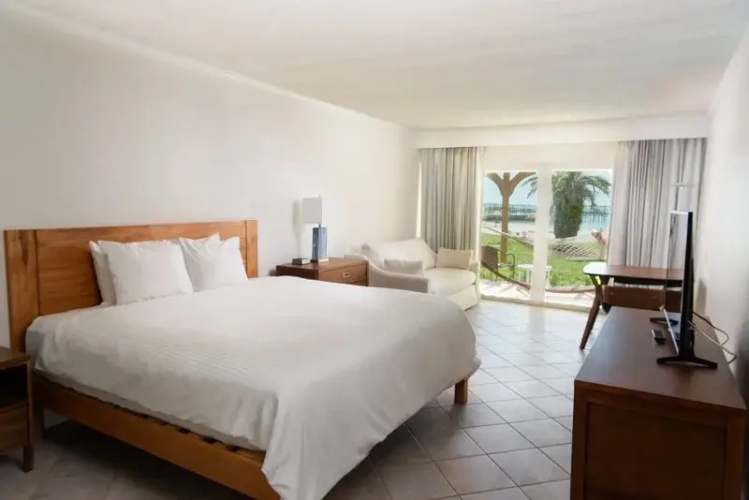 Abaco Towns by the Sea