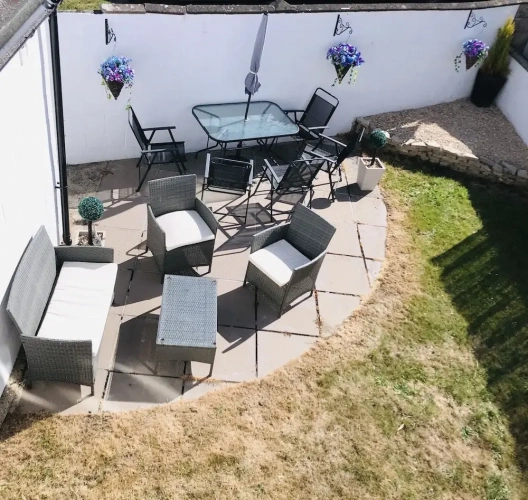 3 Bedrooms Deluxe Cottage