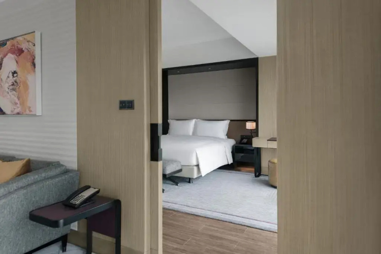 New World Langfang Hotel