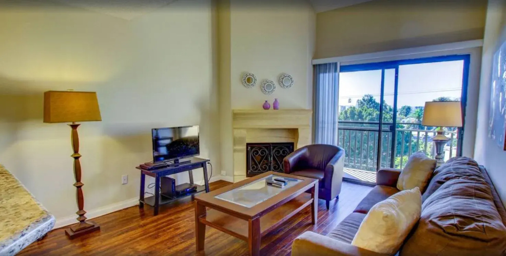 Sunshine Suites at Hillcrest